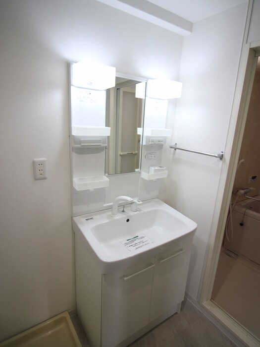 物件内観写真11　(洗面)