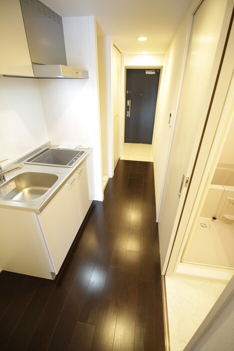 物件内観写真9　(廊下)