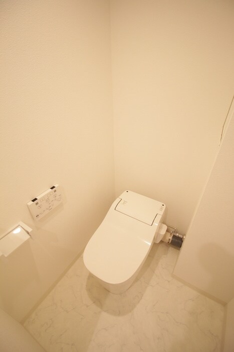 物件内観写真13　(トイレ)