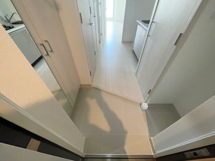 物件内観写真15　(玄関)