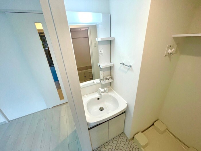 物件内観写真12　(洗面)