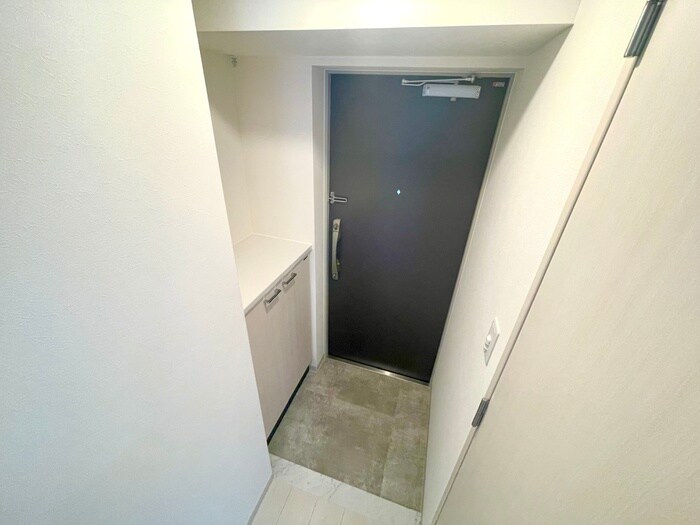 物件内観写真14　(玄関)