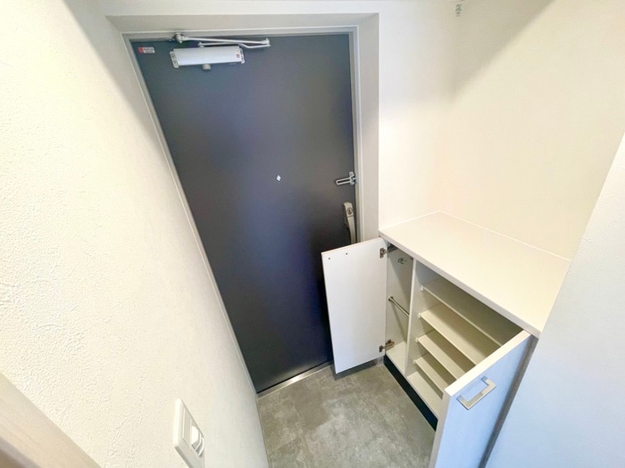 物件内観写真15　(靴箱)