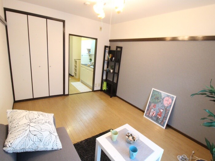 物件内観写真9　(居室)