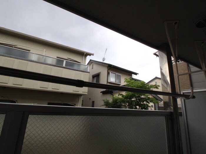 物件内観写真12　(室内からの展望)