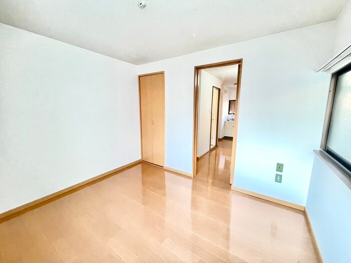 物件内観写真16　(居室)