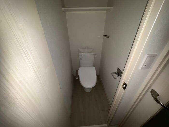 物件内観写真13　(トイレ)