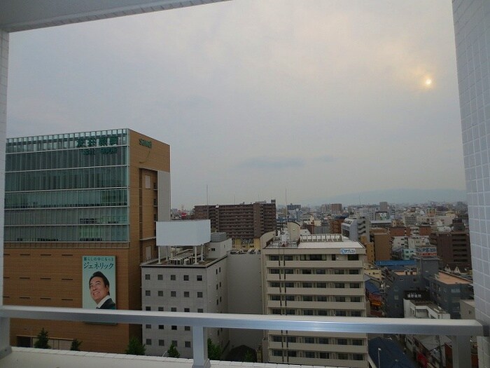 物件内観写真19　(室内からの展望)