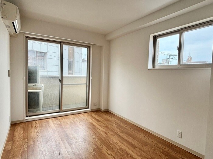 物件内観写真10　(居室)