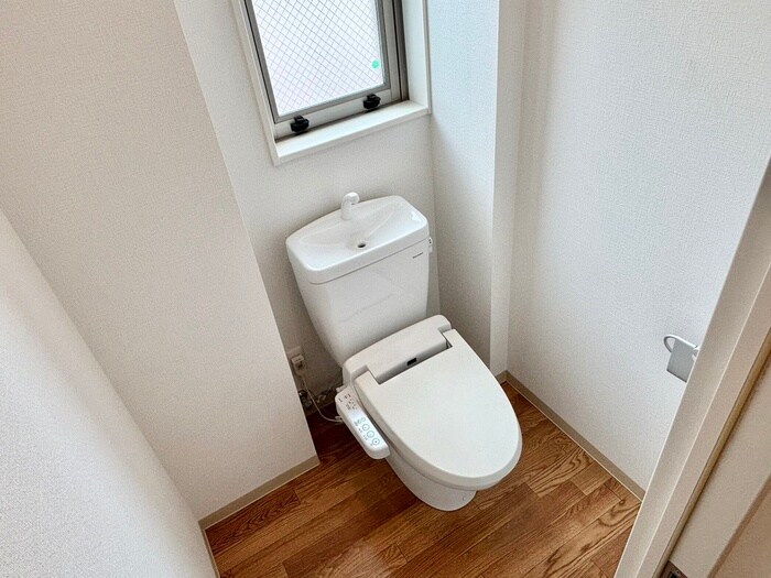 物件内観写真13　(トイレ)