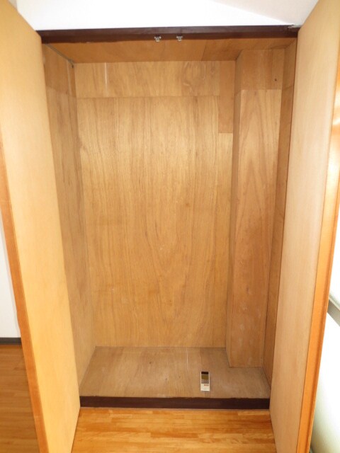 物件内観写真11　(収納)