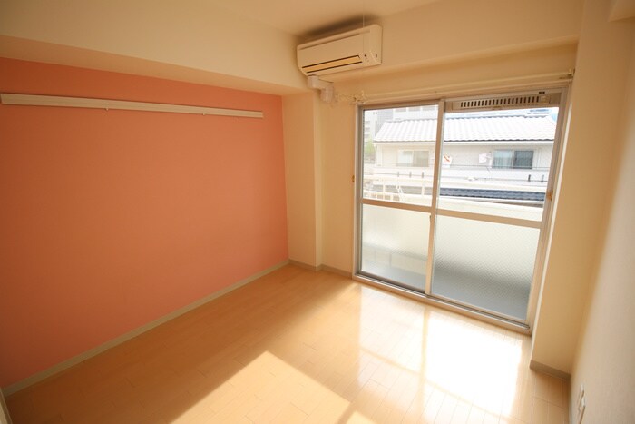 物件内観写真13　(居室)