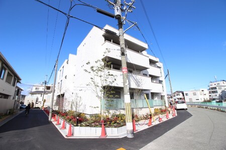 DELIGHT　SQUARE　QUATRO外観写真