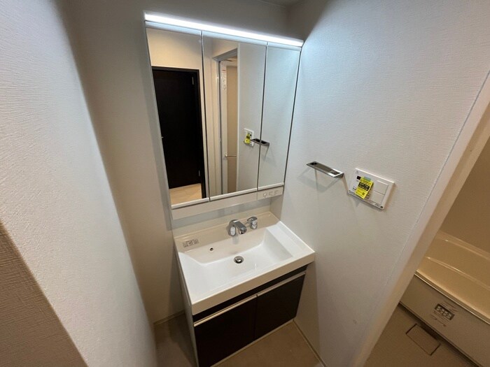 物件内観写真9　(洗面)