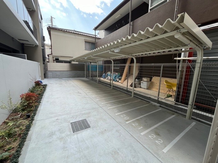 物件外観写真6　(駐輪場)