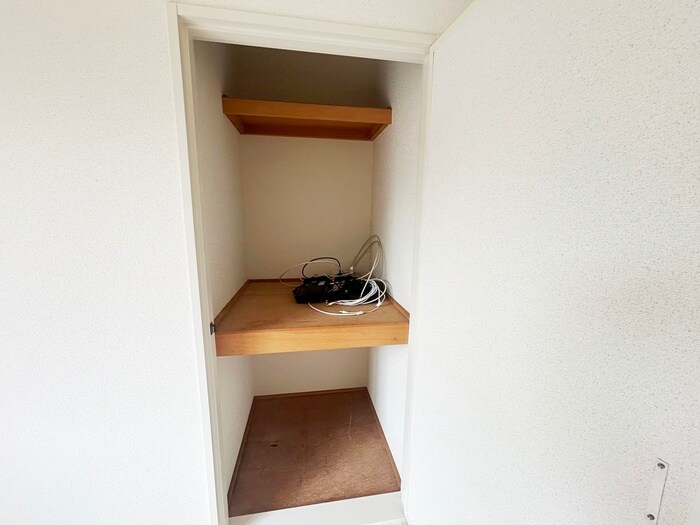 物件内観写真12　(収納)