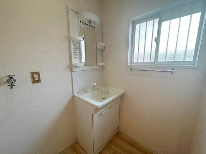 物件内観写真14　(洗面)