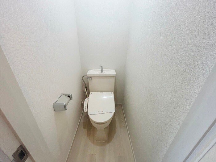 物件内観写真16　(トイレ)