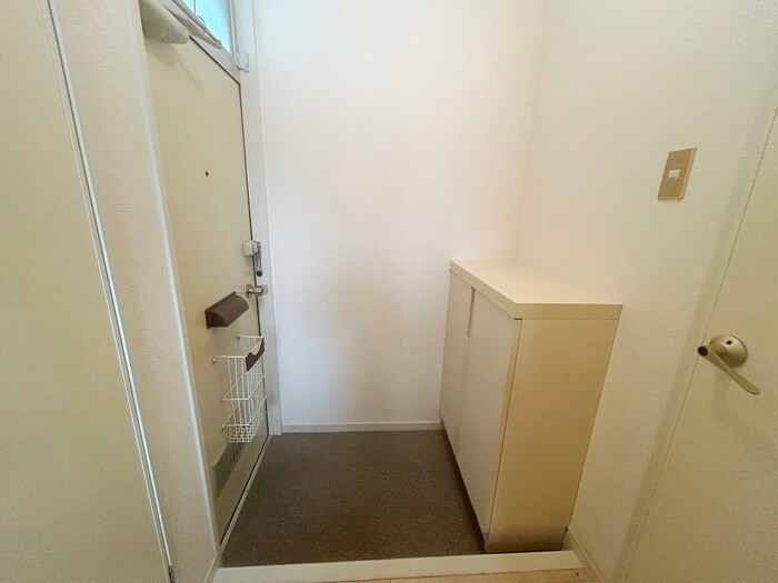 物件内観写真19　(玄関)