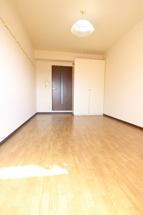 物件内観写真13　(居室)