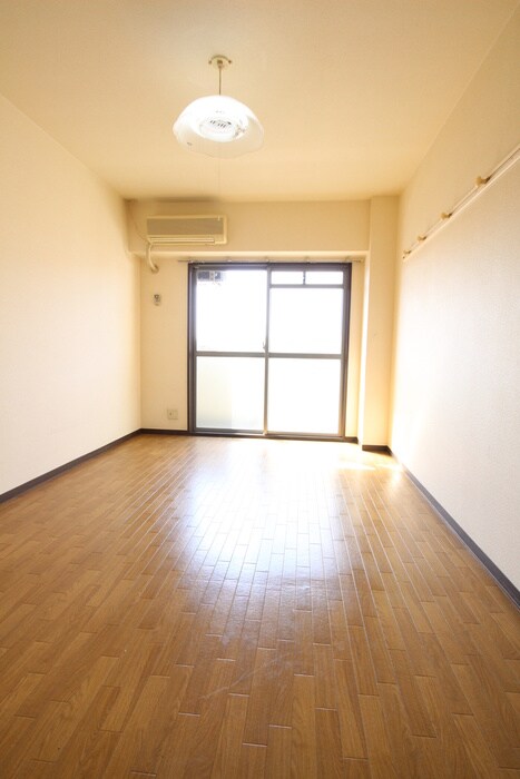 物件内観写真18　(居室)