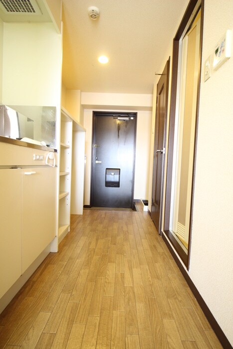 物件内観写真20　(廊下)