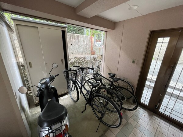 駐輪場
