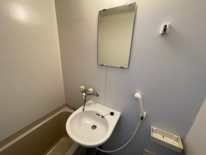 物件内観写真12　(洗面)