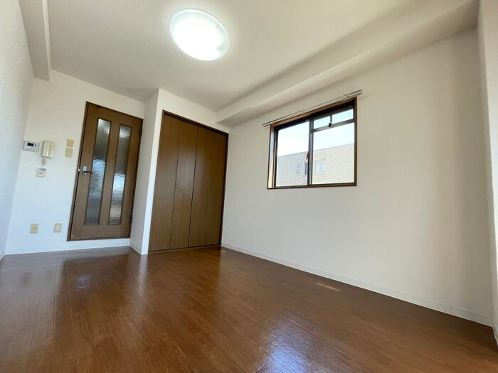 物件内観写真17　(居室)