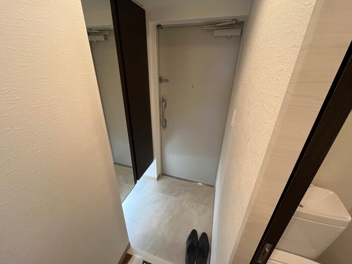 物件内観写真15　(玄関)