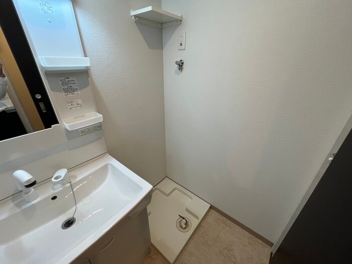 物件内観写真21　(洗濯機置場)