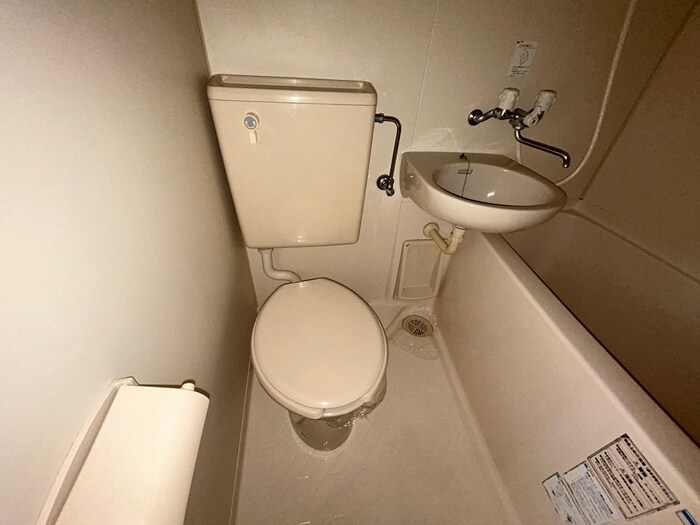 物件内観写真11　(トイレ)