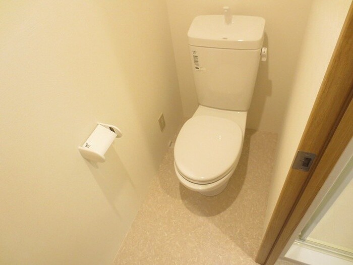 物件内観写真11　(トイレ)