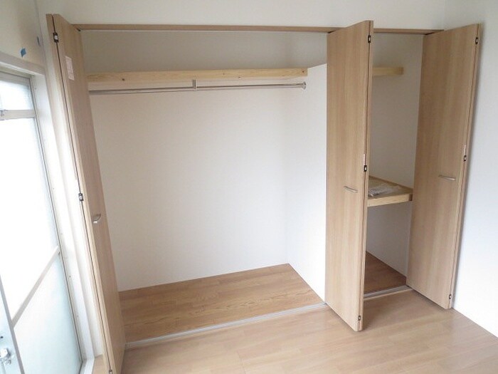 物件内観写真13　(収納)