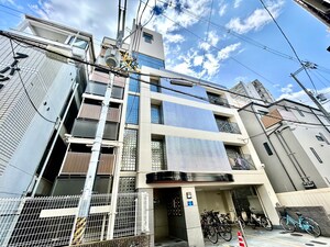 十三ホワイティ外観写真
