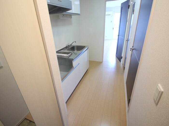 物件内観写真9　(廊下)