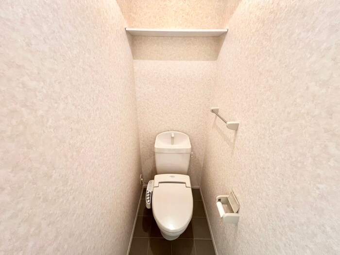 物件内観写真14　(トイレ)