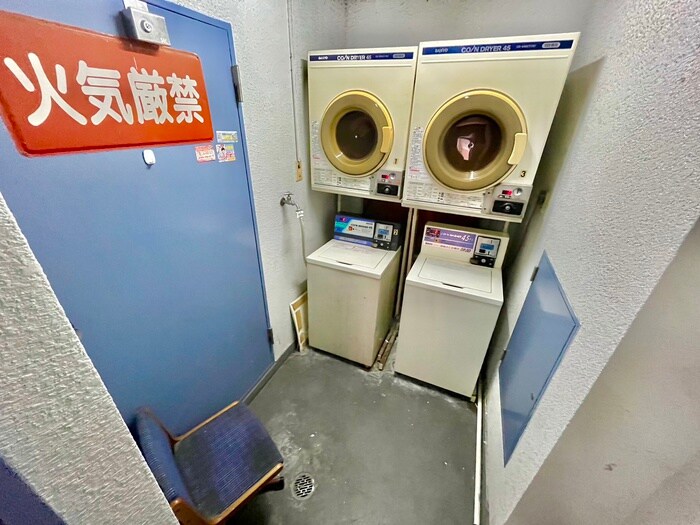 物件外観写真4　(建物設備)