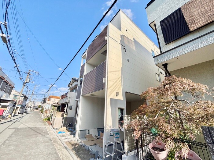 物件外観写真6　(建築中)