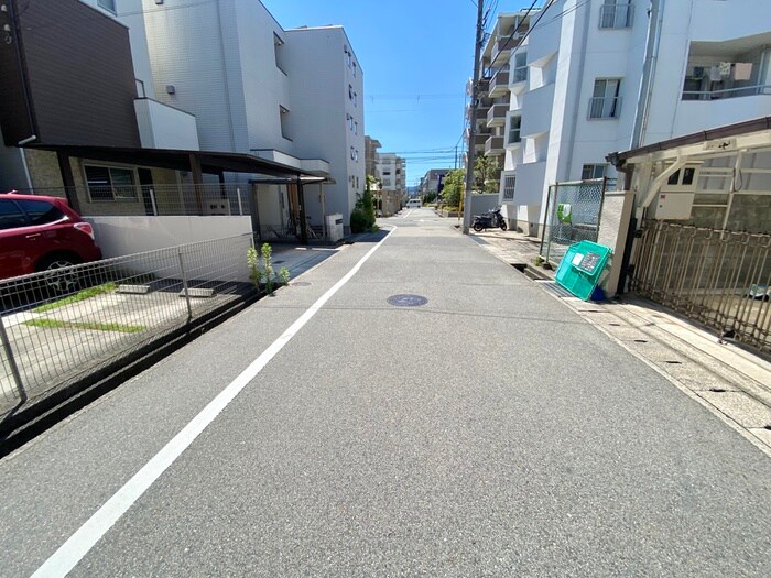 物件外観写真6　(周辺環境)