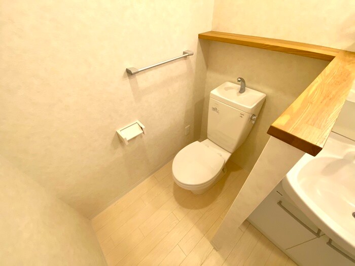 物件内観写真11　(トイレ)