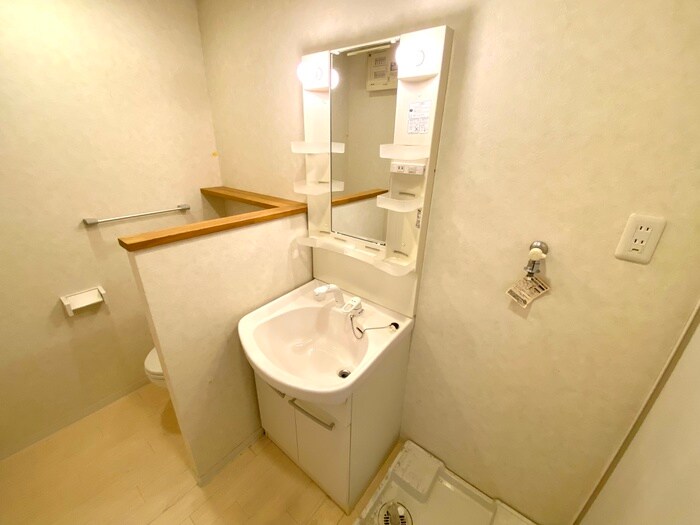 物件内観写真12　(洗面)