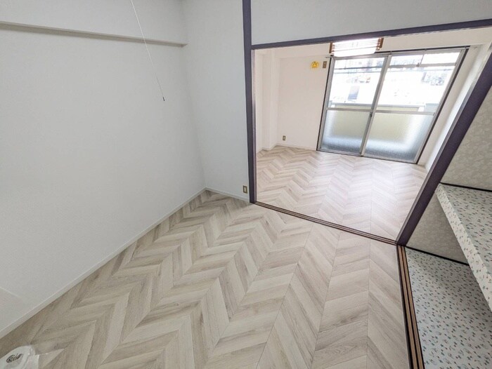 物件内観写真17　(居室)