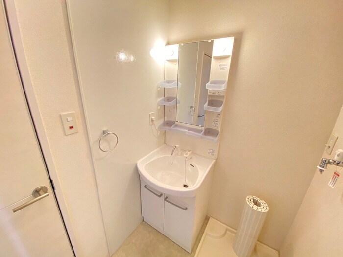物件内観写真13　(洗面)