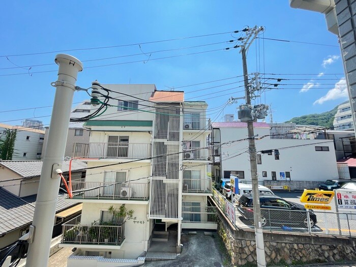 物件内観写真21　(室内からの展望)