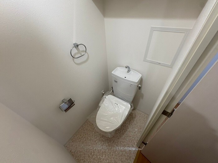 物件内観写真13　(トイレ)