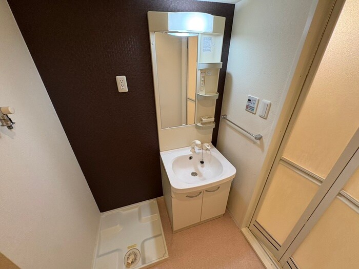 物件内観写真13　(洗面)