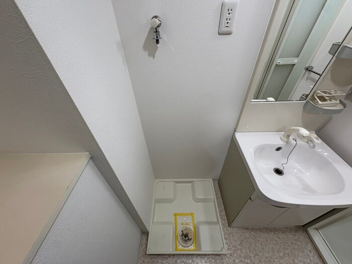 物件内観写真20　(洗濯機置場)