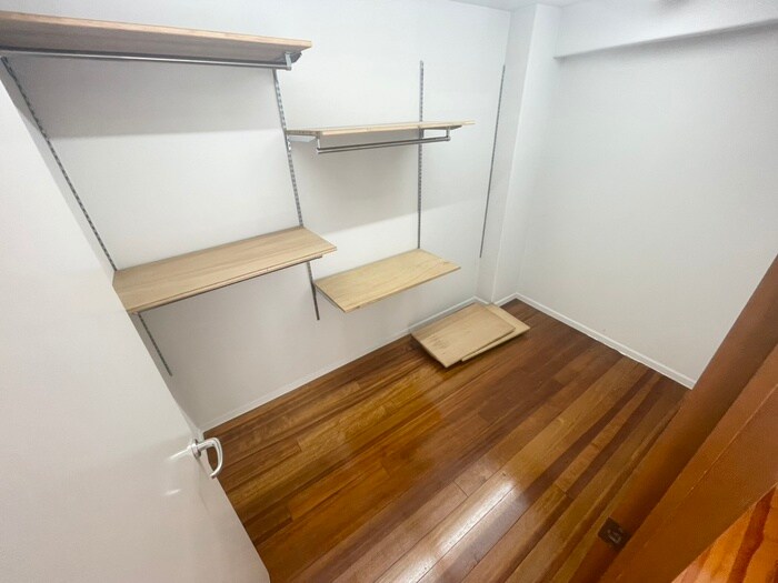 物件内観写真16　(収納)