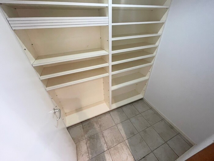 物件内観写真19　(靴箱)